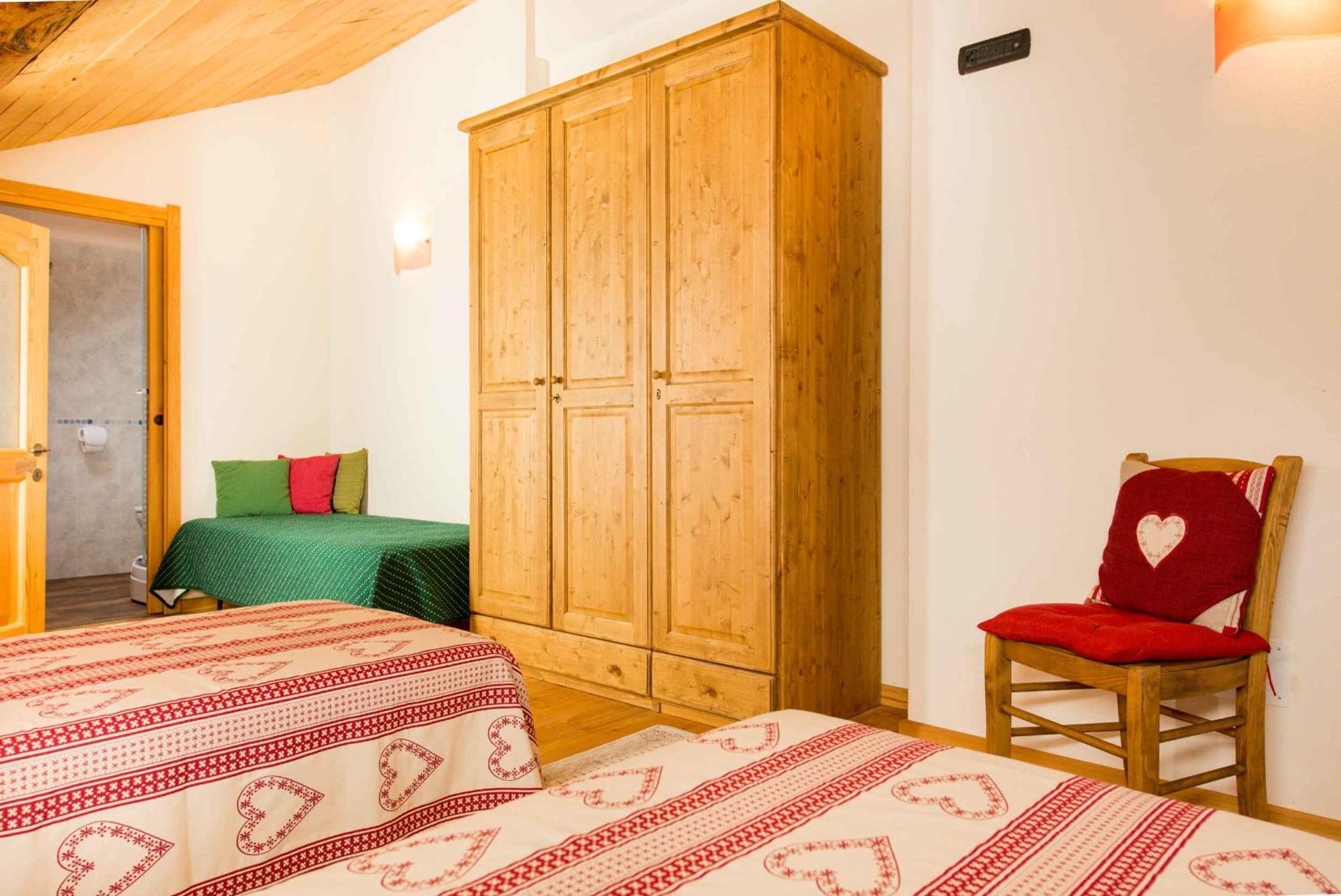 Apartamento Lo Coppa Fen Aosta Habitación foto