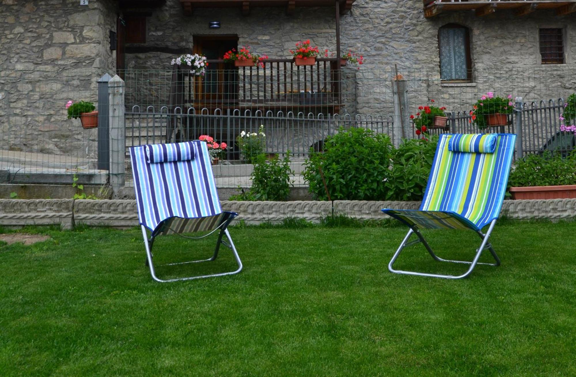 Apartamento Lo Coppa Fen Aosta Habitación foto