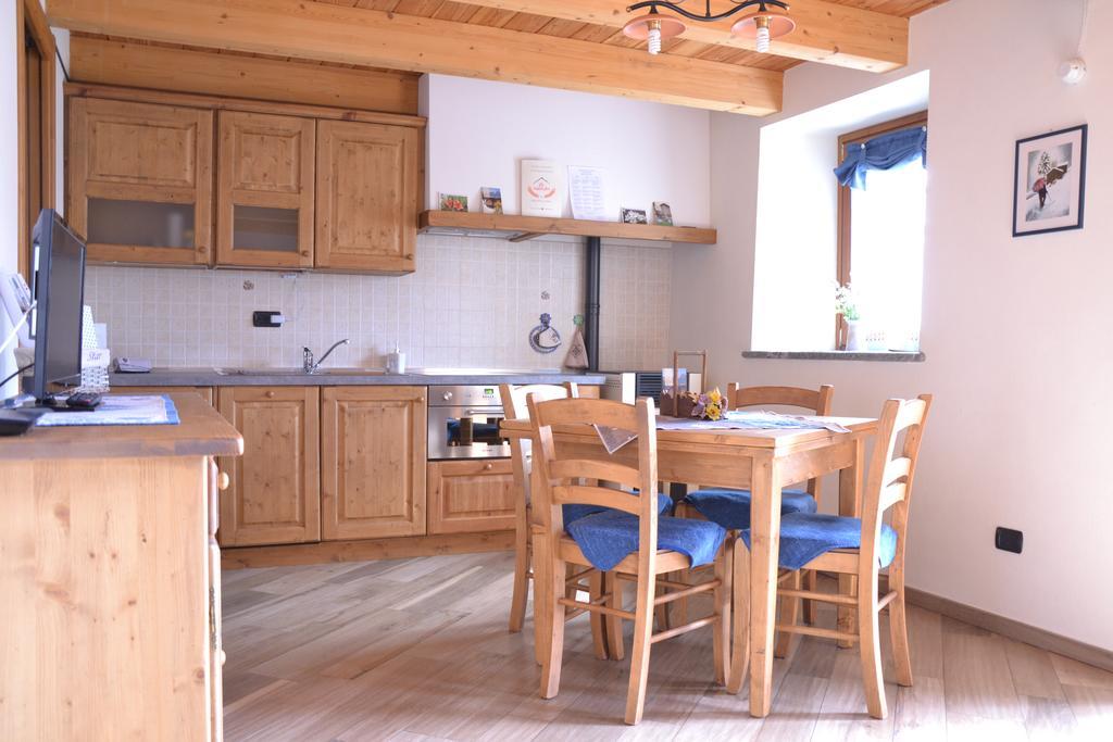 Apartamento Lo Coppa Fen Aosta Exterior foto